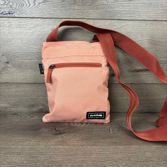 Dakine Jive Crossbody Bag Shoulder Purse Handbag Muted Clay Peach - Adjustable S - Picture 3 of 16